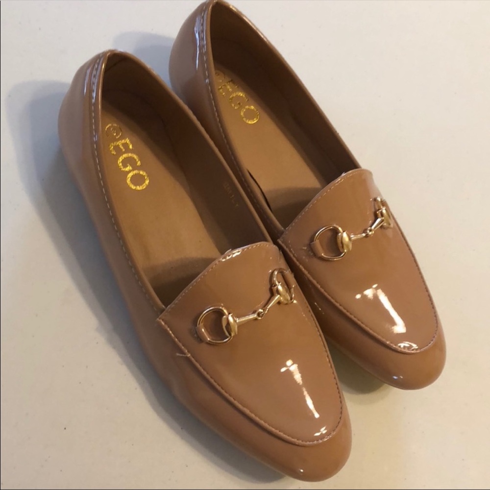 Patent tan shoes size 10 Brand new